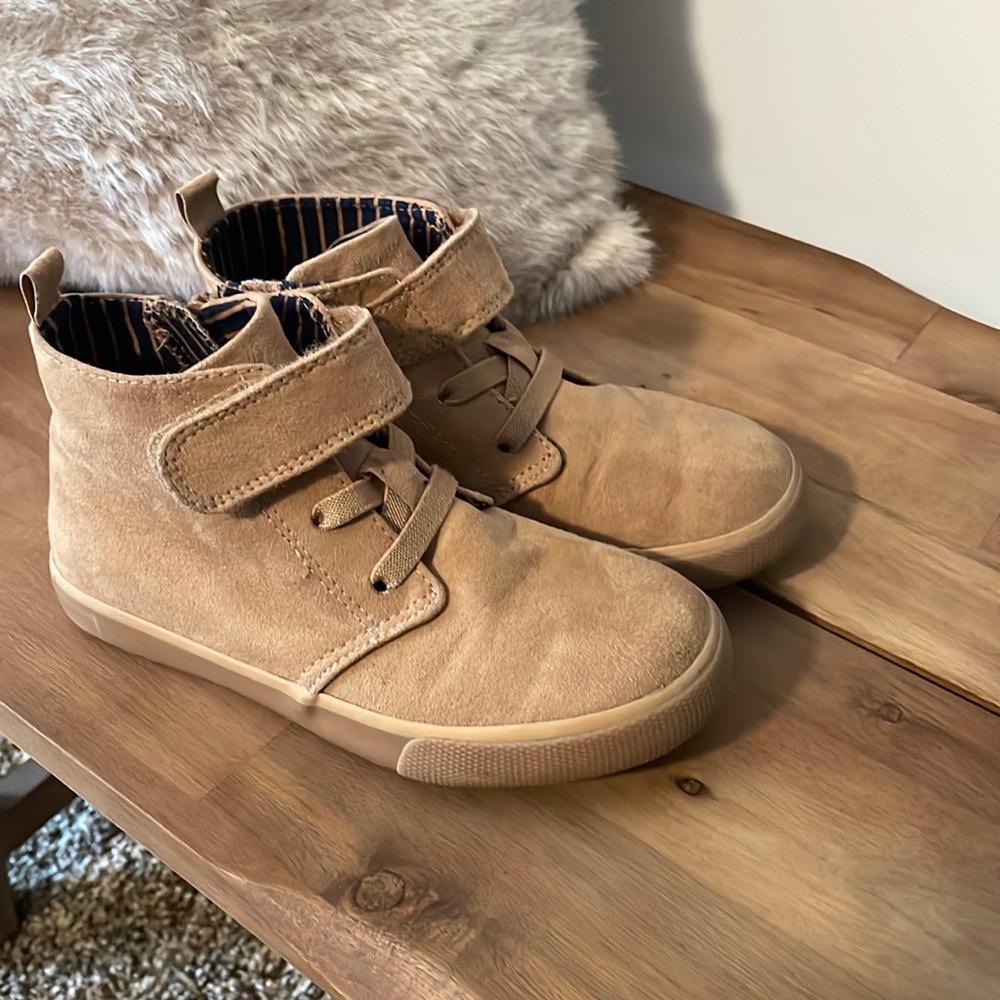 Boys Cat & Jack Boots